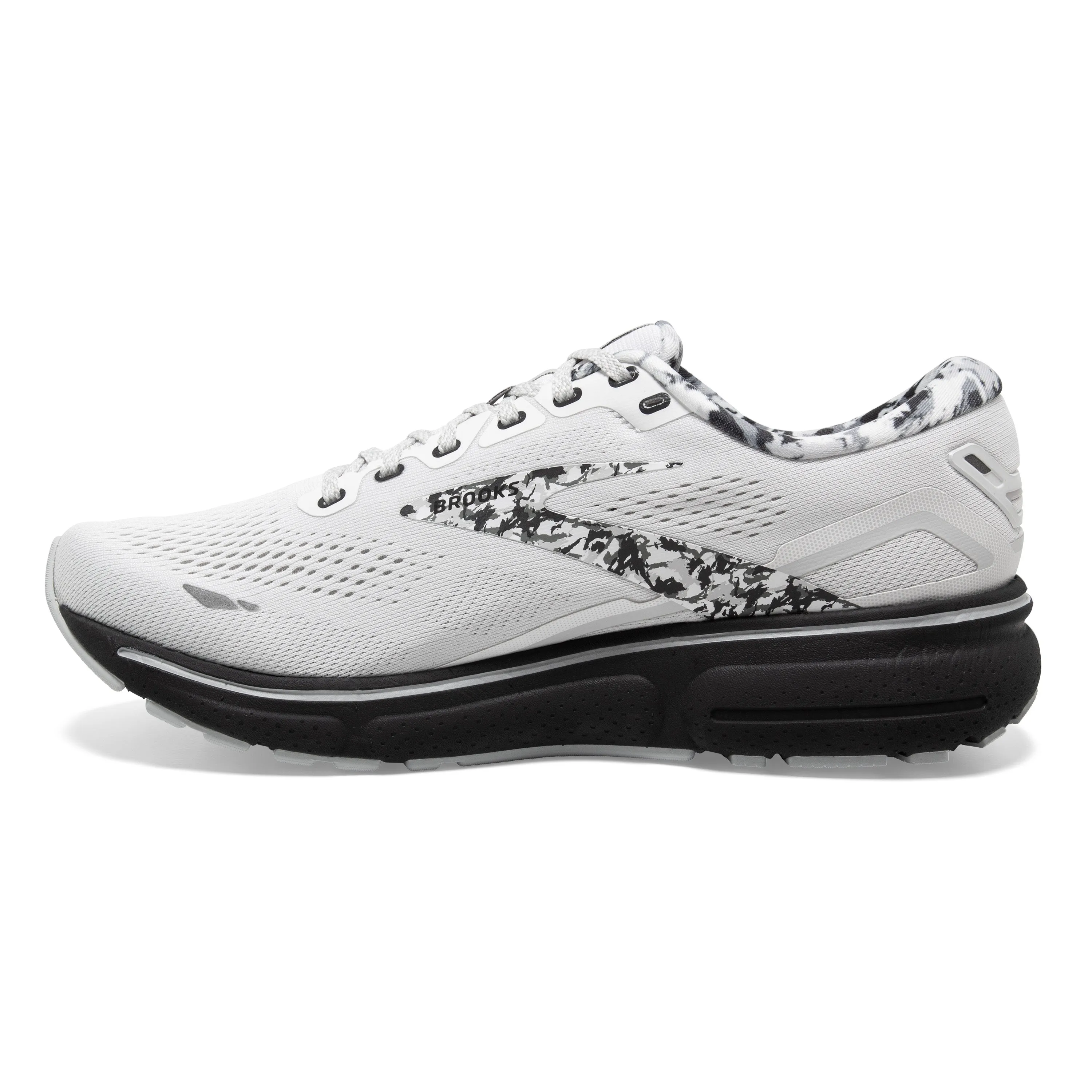 Men's Brooks Ghost 15 1103931D149 Color: White/Ebony/Oyster