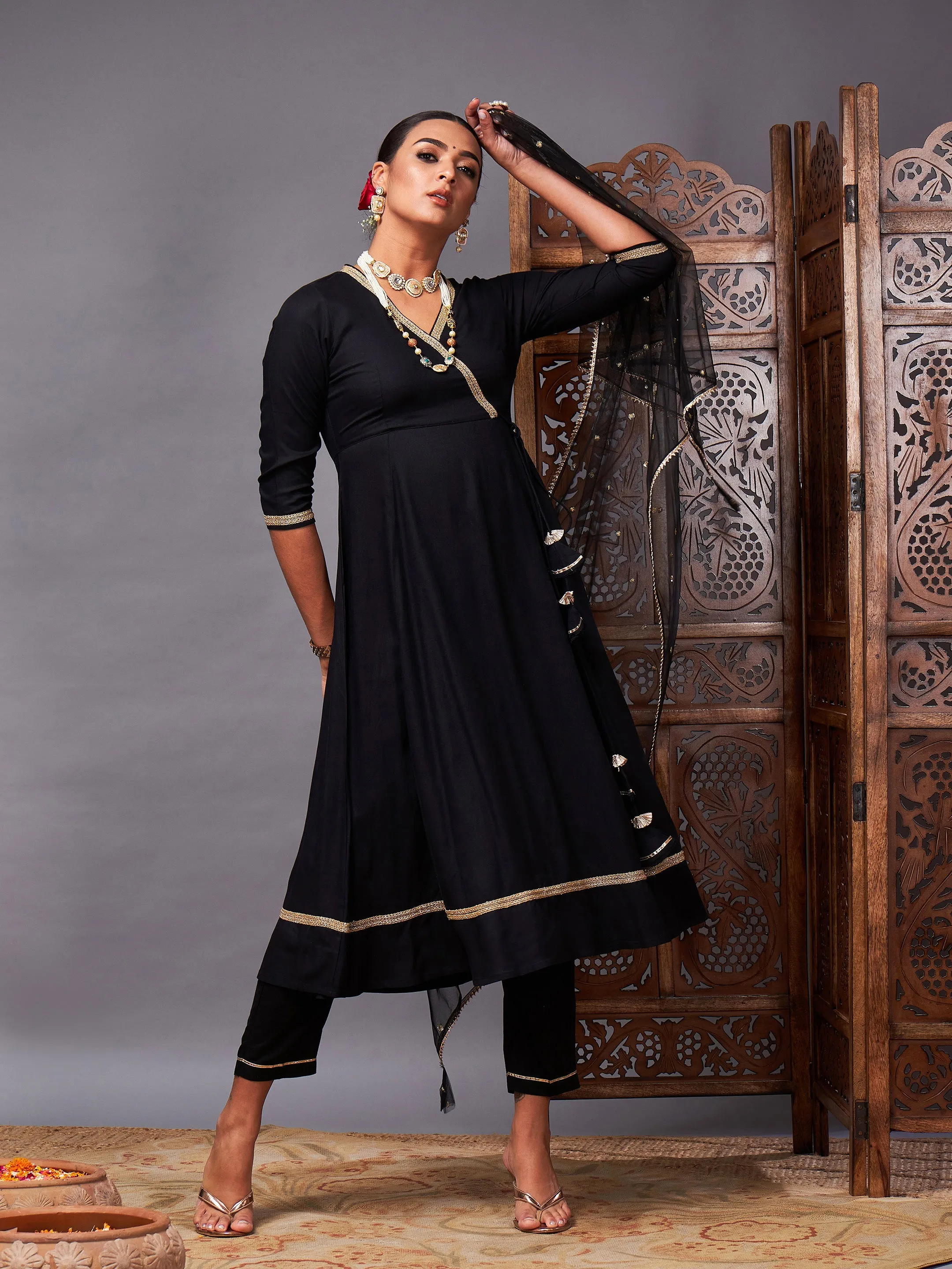 Women Black Kurta Set With Net Sequins Dupatta