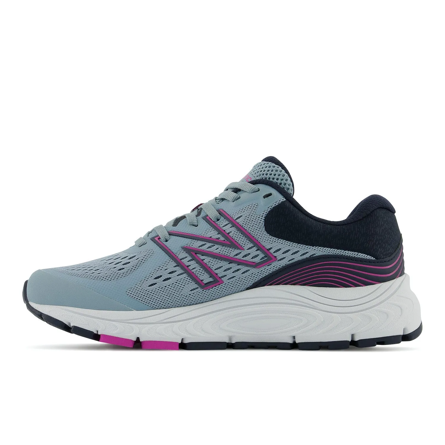 Women's New Balance 840v5 Color: Cyclone with Eclipse and Magenta Pop